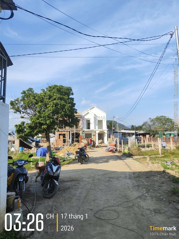 Nhà 2 tầng tại Tổ 2A, Diên Lạc, 101,6m² giá chỉ 1,55 tỷ - Chỉ cần xách vali vào ở ngay!