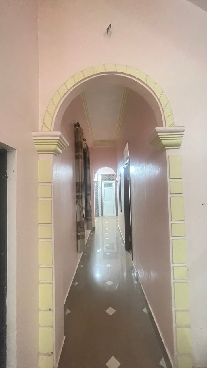 Nhà 3 tầng Phường Sông Bằng 120m² giá 2 tỷ - Gần trung tâm thành phố!