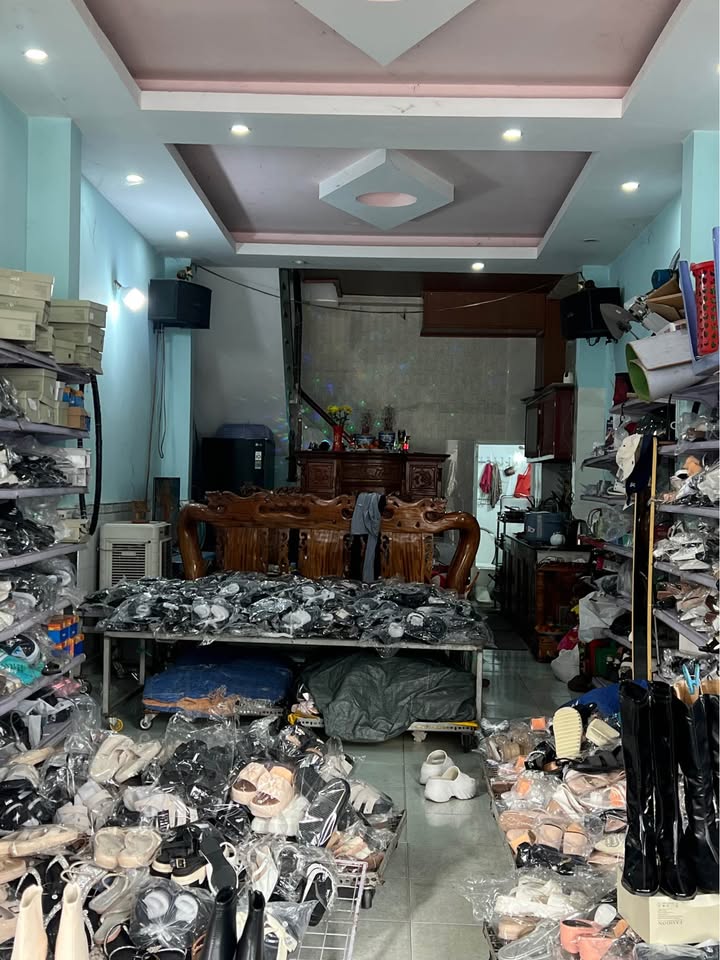 Nhà mặt tiền kinh doanh Bình Hòa 149,2m² giá 8 tỷ - Dòng tiền ổn định, tiềm năng cao!