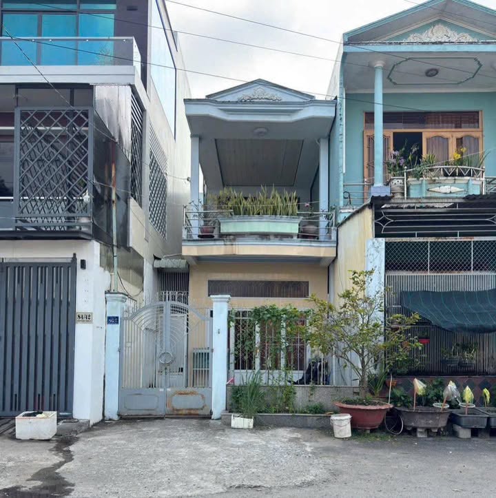 Nhà trệt lầu Hẻm 86 Đường CMT8, P. Cái Khế 86.8m² giá 4.19 tỷ - Sổ hồng chính chủ!