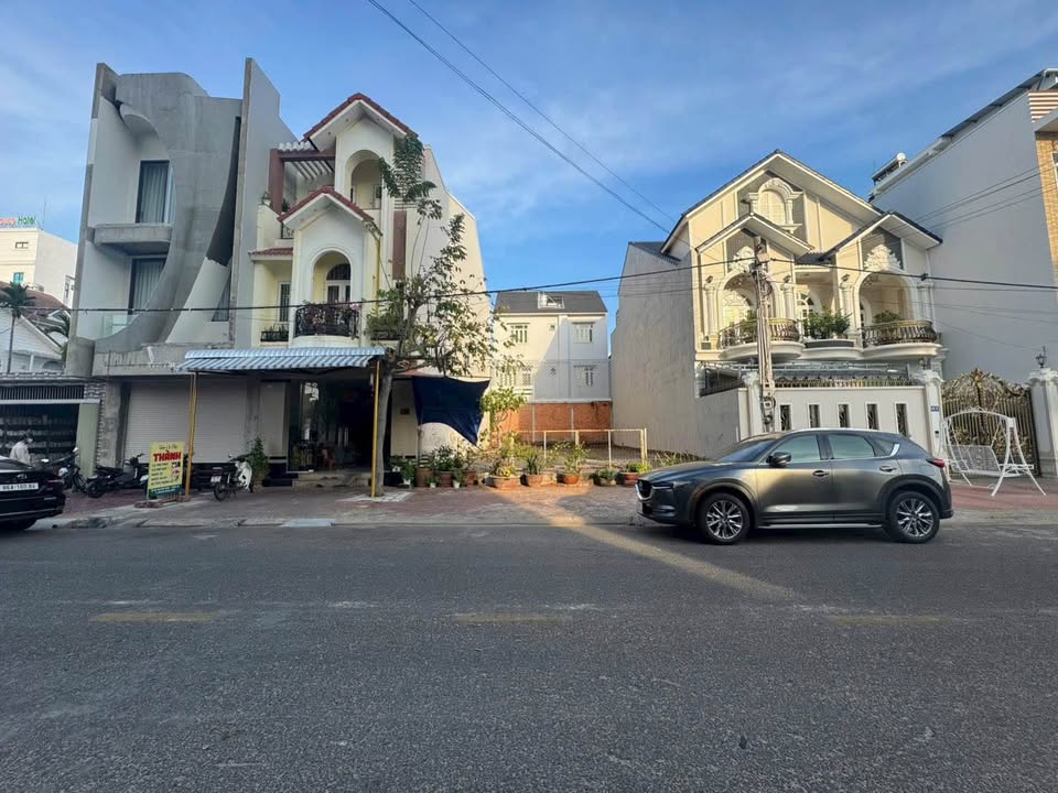 Đất mặt tiền đường Nguyên Hồng, Phú Thuỷ, 215m² - Kinh doanh đắc địa!