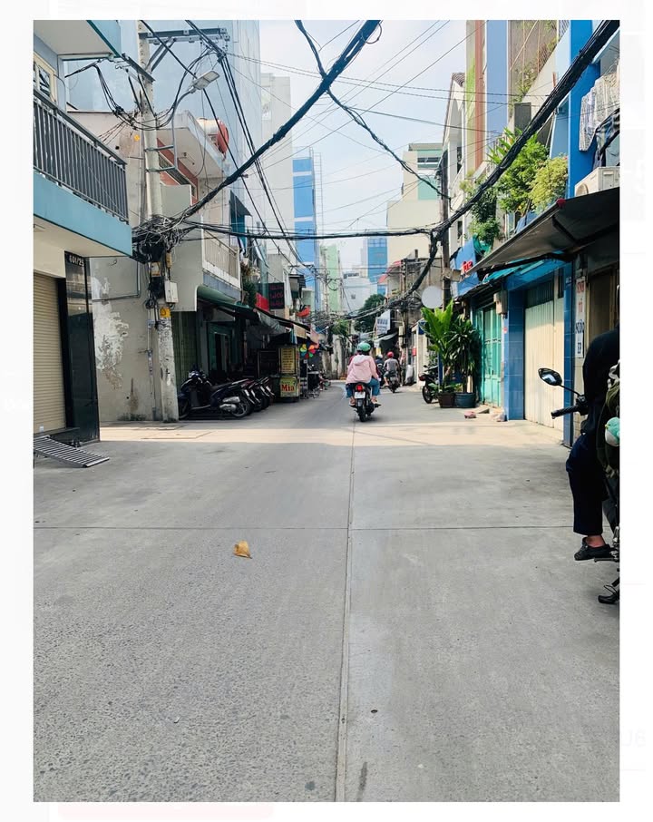 Nhà đẹp Quận 10 120m² giá 6.8 tỷ - Dọn vào ở ngay!