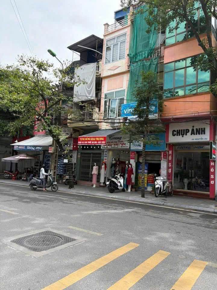 Nhà mặt đường Nguyễn Du, TP Nam Định 33m² giá 6 tỷ - Sẵn sàng giao dịch!