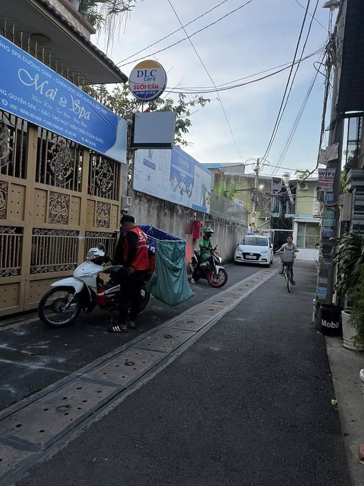 FrontHouse 92m² tại Quận 9 - Giá chỉ 5.1 tỷ - Cơ hội đầu tư hấp dẫn!