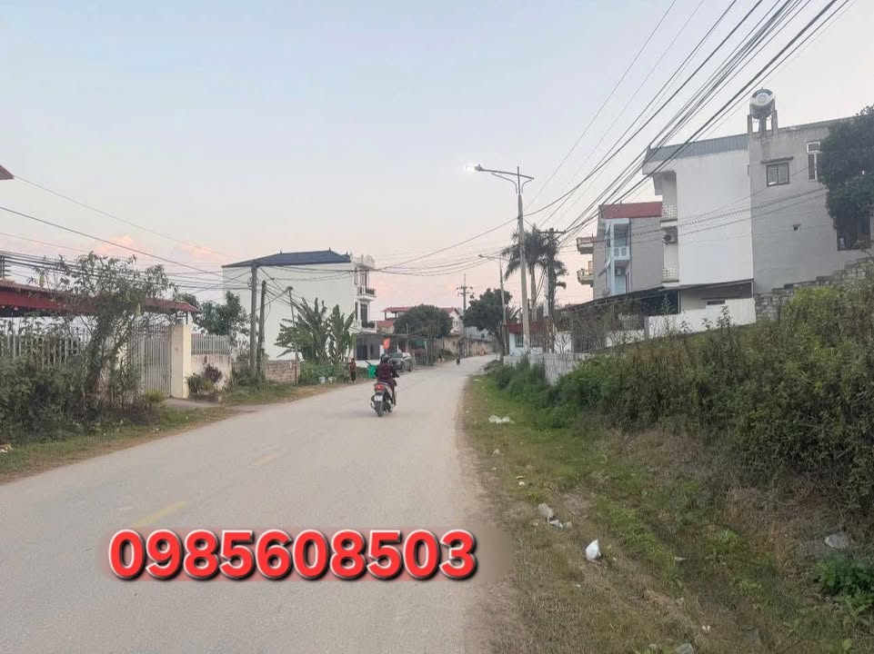 Đất liền kề đường Trần Đăng Ninh kéo dài 70m² giá 1.4 tỷ - Vị trí đẹp, đường rộng ô tô tránh nhau!