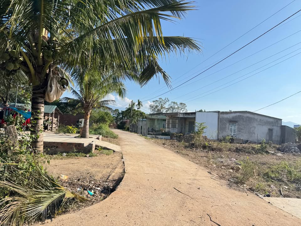 Đất thổ cư xã Dang Kang 2346m² giá 68.04 tỷ - Đầu tư sinh lời ngay!