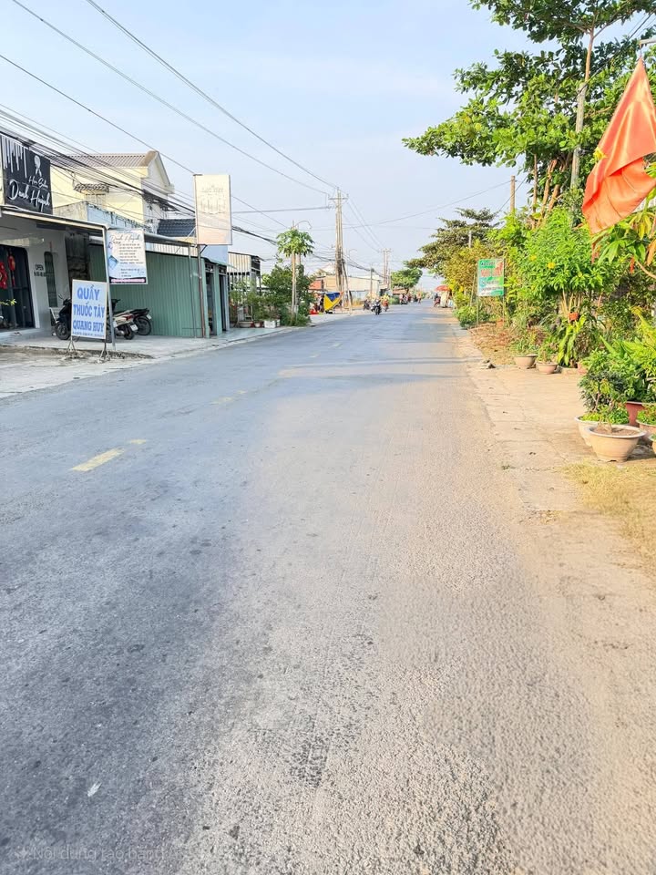 Bán đất mặt tiền ĐT877, xã Long Bình, 247m² - Cơ hội kinh doanh tuyệt vời!