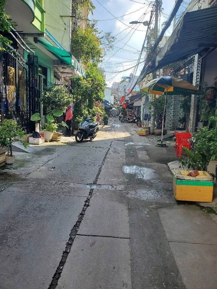 Nhà phố Cư Xá Phú Lâm A, Quận 6, 55m² giá 5.6 tỷ - Sổ hồng chính chủ, an ninh cao