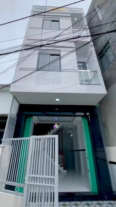 Nhà 3 tầng Trần Hưng Đạo, Quy Nhơn 32m² giá 2.55 tỷ - Chính chủ bán gấp!