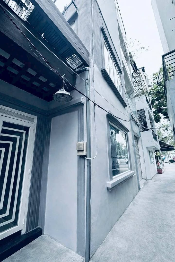 FrontHouse Trường Sa P15 Phú Nhuận 40m² giá 6.5 tỷ - Đang cho thuê 11 triệu/tháng!