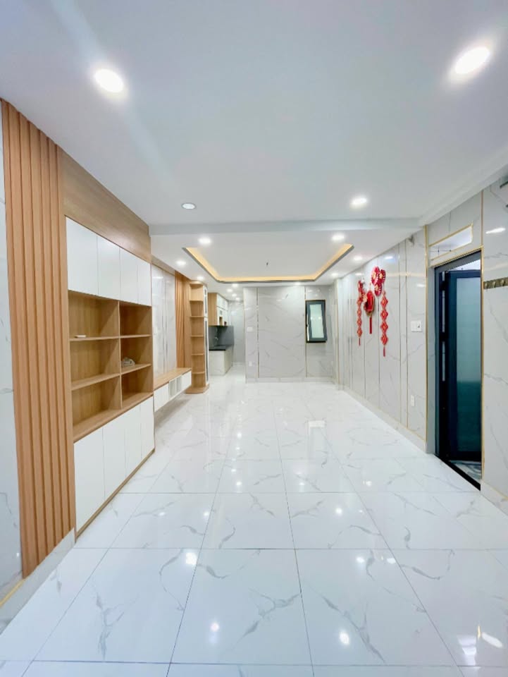 Nhà đẹp 2 tấm Tôn Đản 50m² giá 5.299 tỷ - Chính chủ cần bán gấp!