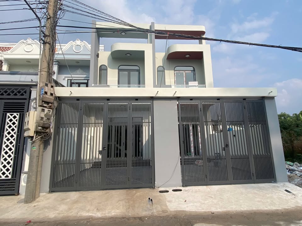 Nhà mặt tiền DX092 Hiệp An 107m² giá 2.98 tỷ - Sẵn sàng ở ngay!