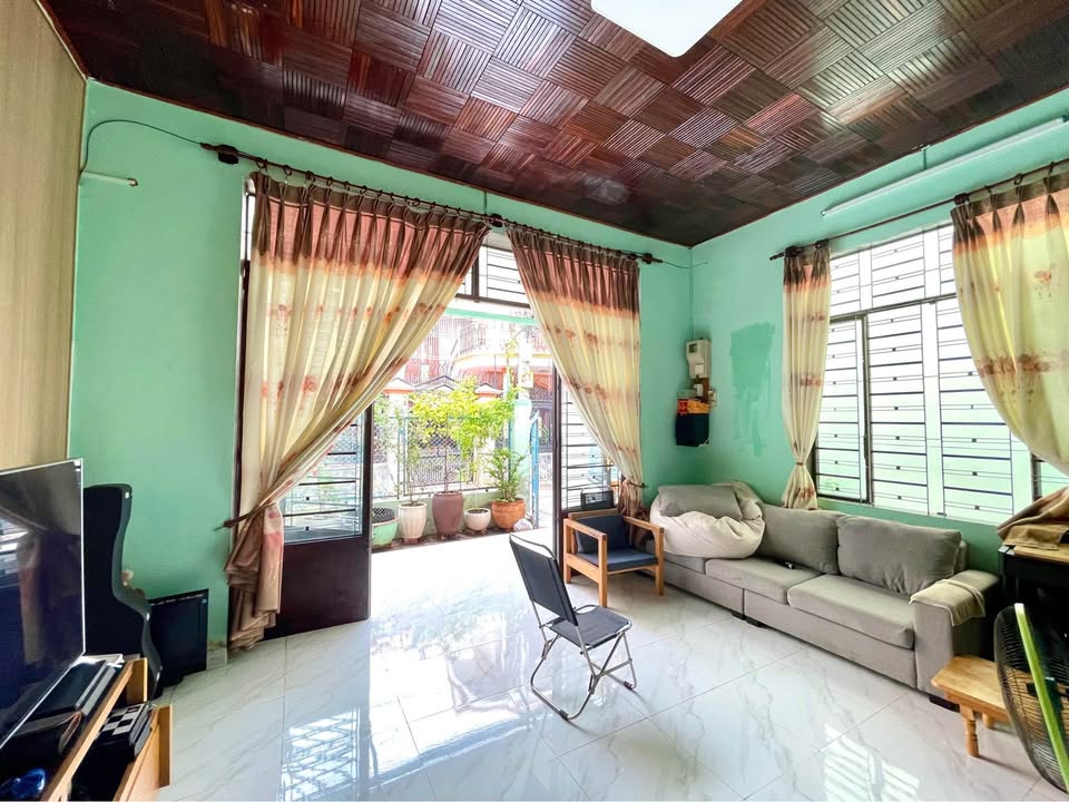 Nhà cấp 3 Phú Thủy 120m² giá 3,8 tỷ - Gần Thủ Khoa Huân chỉ 30m!