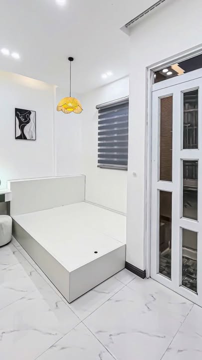 Nhà lầu mới đẹp tại hẻm 233, Nguyễn Văn Cừ, 34m² - Thiết kế hiện đại sang trọng!