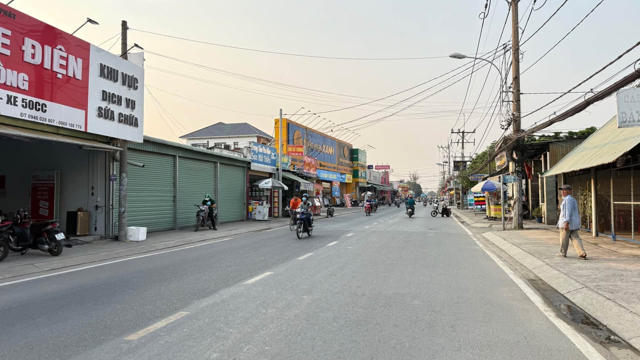 Nhà mặt tiền kinh doanh TL15, Củ Chi 161m² giá 9 tỷ - Vị trí đắc địa gần chợ chiều