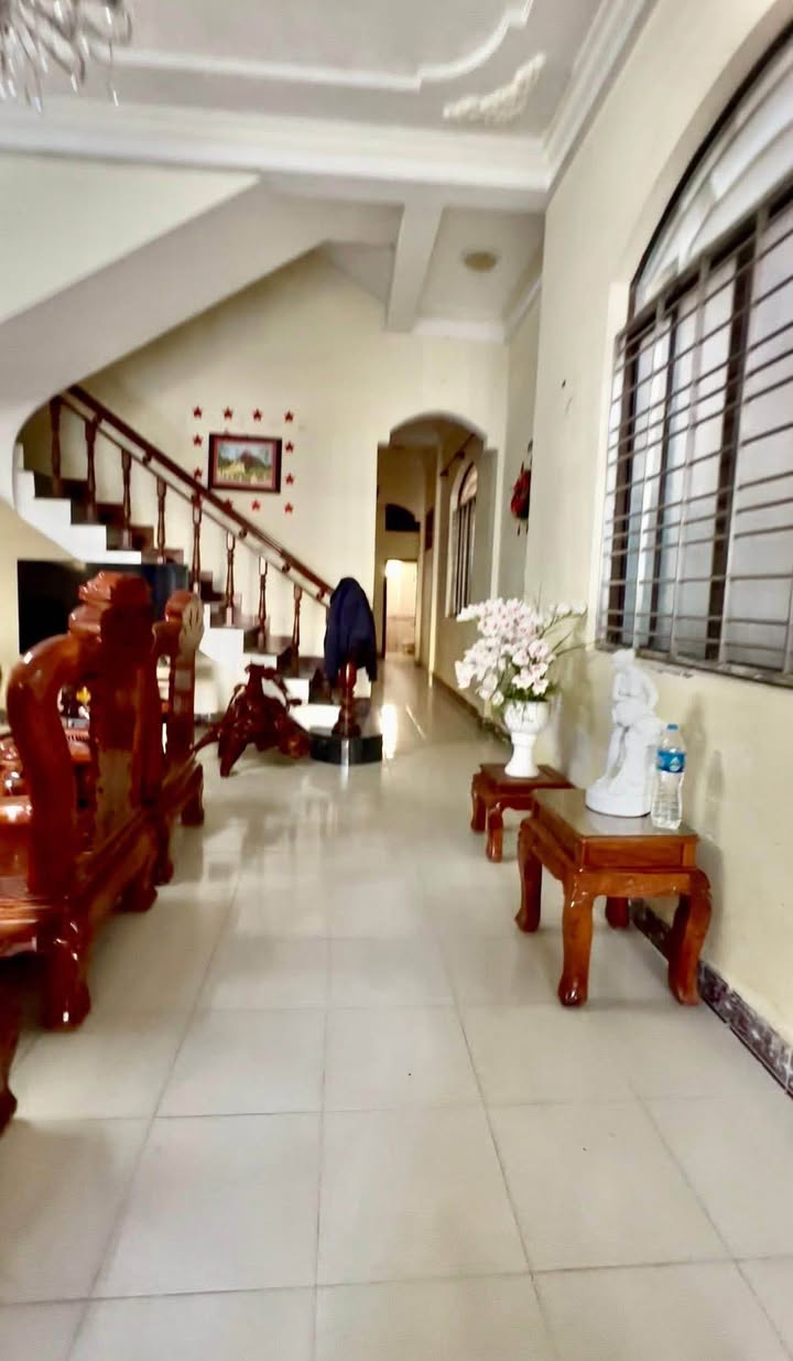 Nhà 3 tầng Bà Triệu, Huế 147m² giá 5 tỷ - Tiềm năng làm homestay