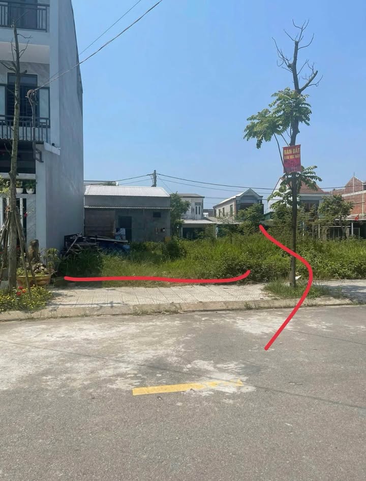 Đất nền Hoàng Quốc Việt 90m² giá 3 tỷ - Sở hữu ngay lô duy nhất!