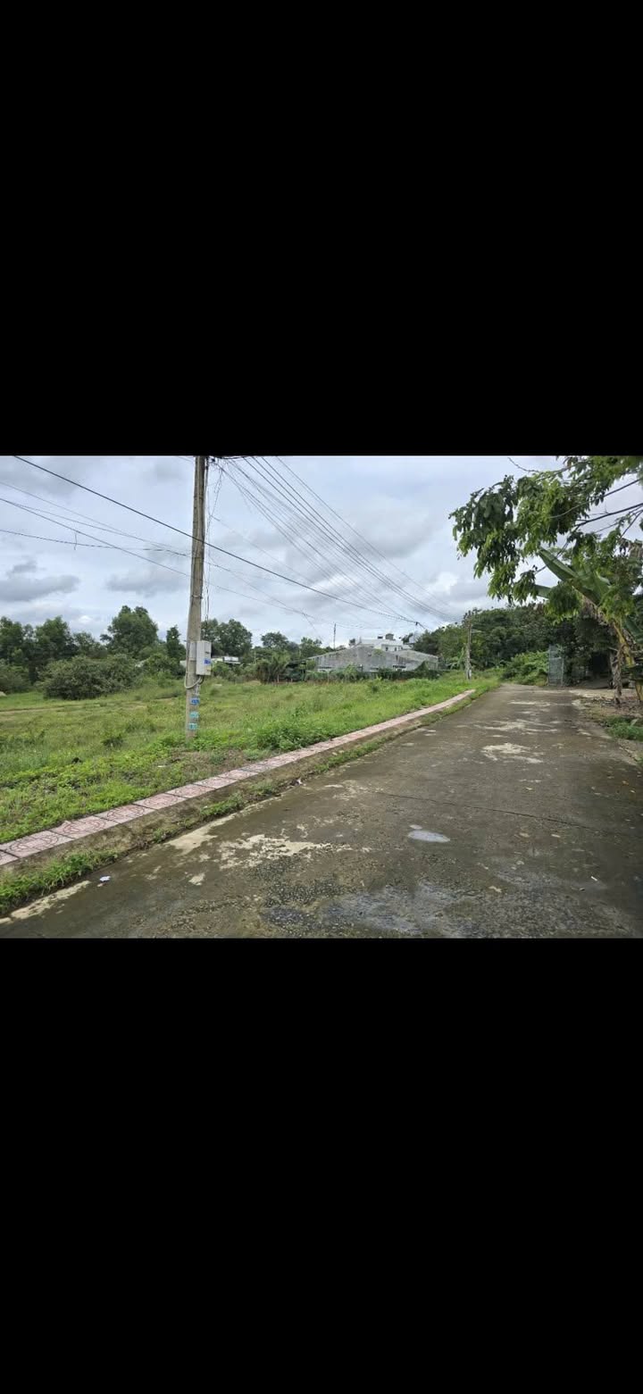 Đất nền chính chủ tại Tân Phú, 742m² giá 1.9 tỷ - Cơ hội đầu tư hấp dẫn!