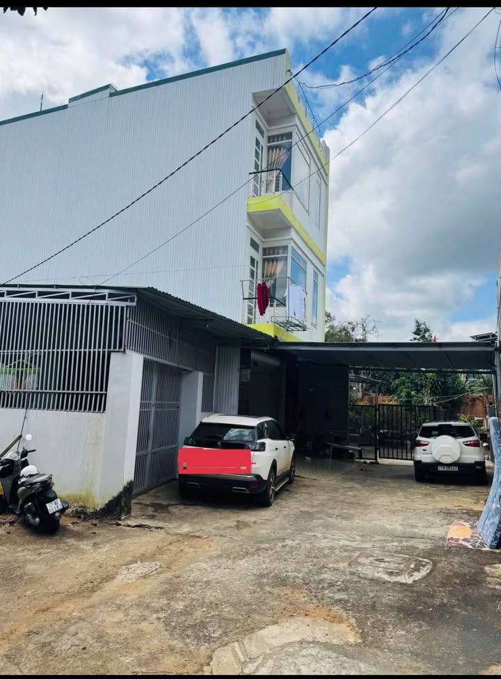 Bán nhà nghỉ 3 tầng tại Tân Thành, Buôn Ma Thuột, 138m² - Doanh thu 70 triệu/tháng!