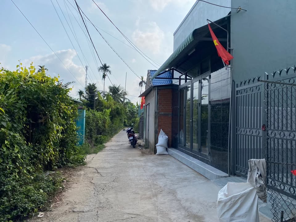 Nhà phố Mỹ Lợi, Cao Lãnh 87m² giá 1 tỷ - Chính chủ bán gấp!