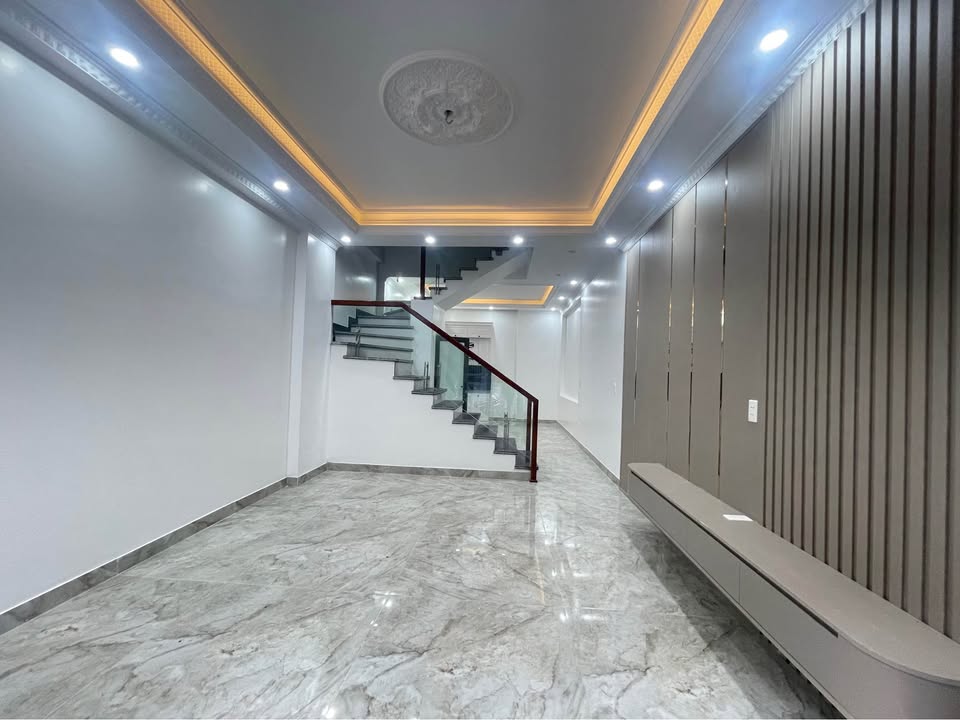 Nhà đẹp Đằng Hải Hải An 42m² giá 2.9 tỷ - Ô tô đỗ cửa, sẵn sàng ở ngay!