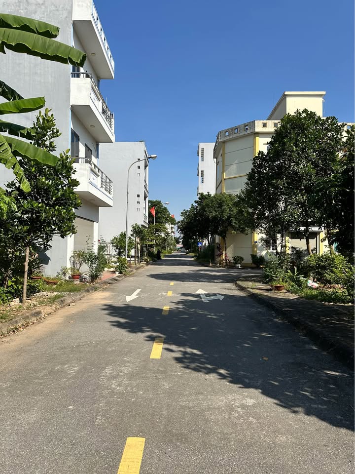 Đất nền Khu đô thị Vạn Lộc TP Hải Dương 80m² giá 3 tỷ - Tiềm năng sinh lời cao!