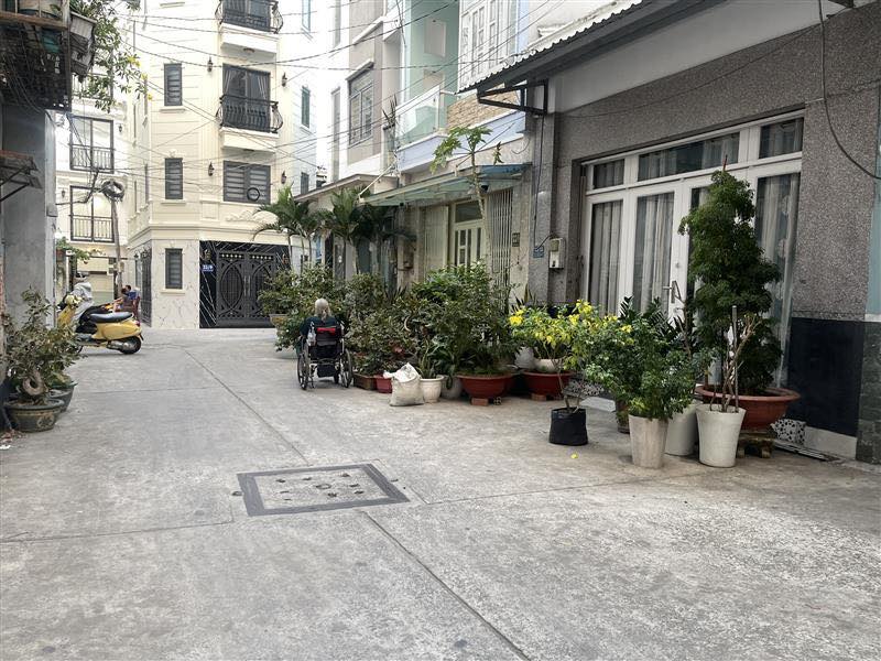 Nhà Hẻm Xe Hơi Phường 1 Quận Phú Nhuận 50m² giá 9.3 tỷ - Đầu tư sinh lời ngay!