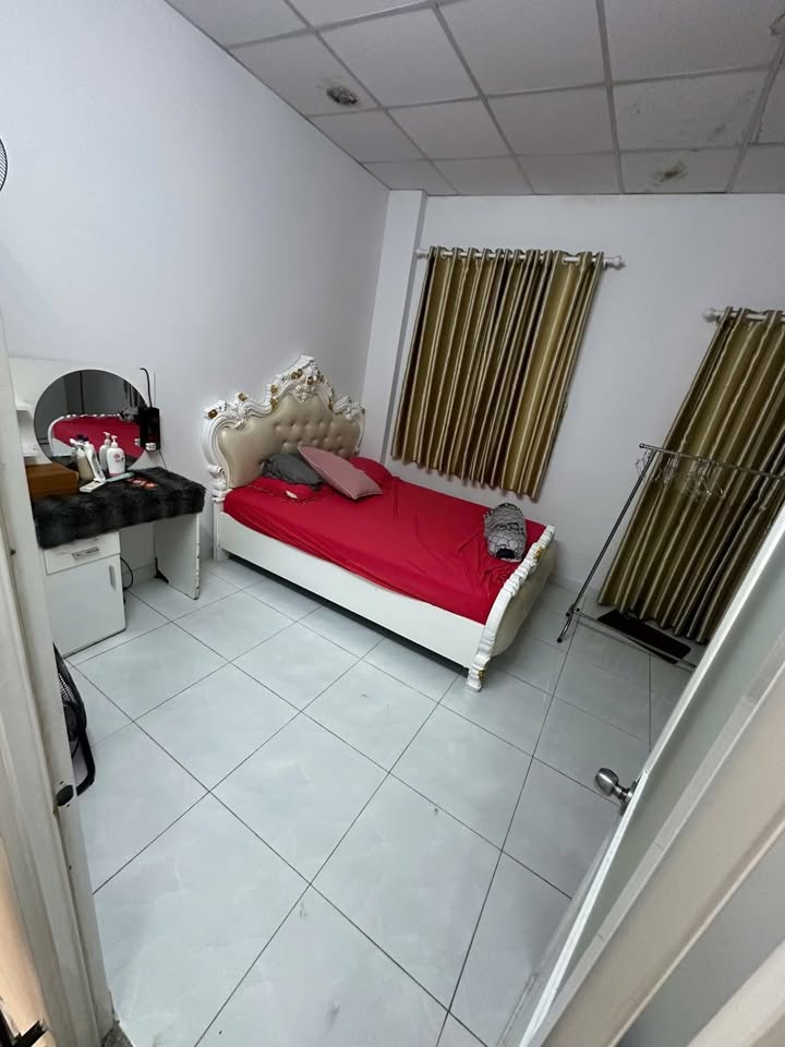 Nhà Hẻm Nguyễn Du, Quận Gò Vấp 40m² giá 5.2 tỷ - Khu dân cư an ninh!