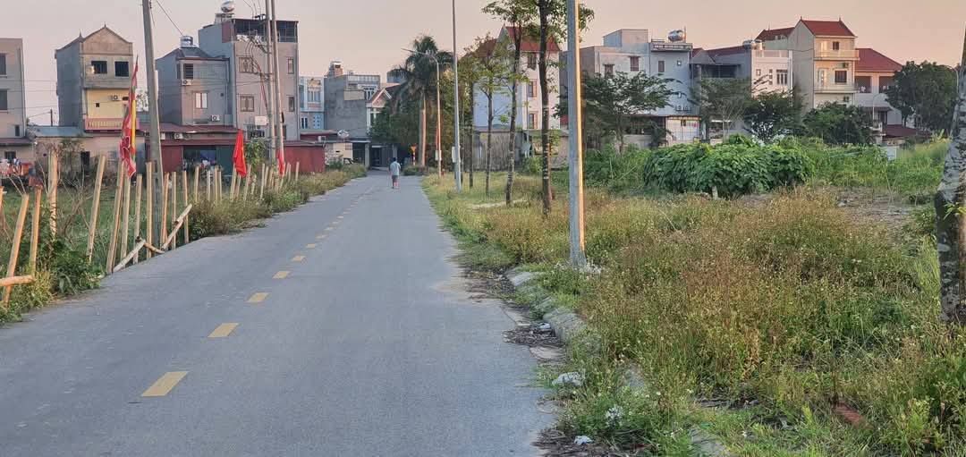 Đất dự án Phố Bùng - Nhân Thắng 100m² giá 4 tỷ - Sổ hồng chính chủ