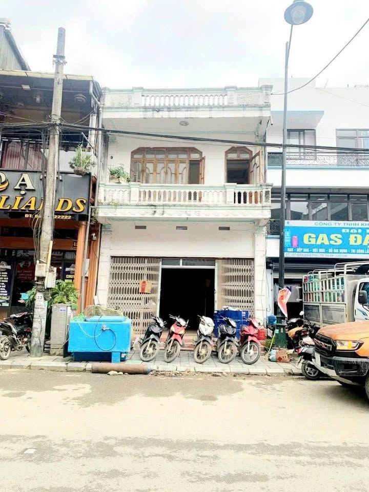 Nhà phố Sapa 118m² giá 15 tỷ - Vị trí đắc địa, kinh doanh thuận lợi!