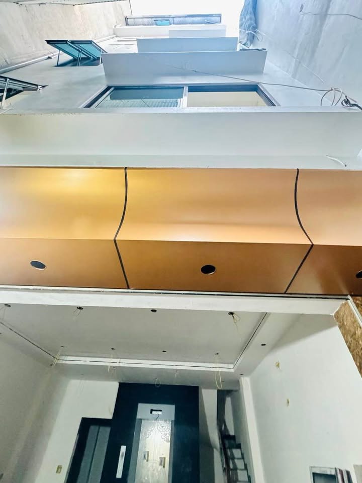 Nhà phố Đống Đa 48m² giá 14 tỷ - Sổ đỏ chính chủ, full nội thất!