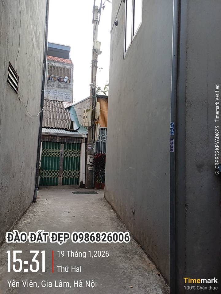 Đất thổ cư Thị trấn Yên Viên, 45m² giá 3 tỷ - Cơ hội đầu tư hiếm có!