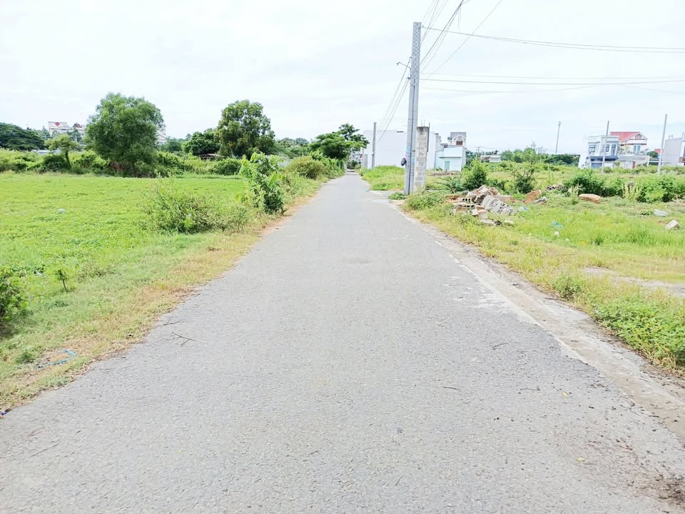 Đất thổ cư mặt tiền Xuân Hòa, Phan Thiết 105m² giá 1 tỷ - Cơ hội đầu tư tuyệt vời!