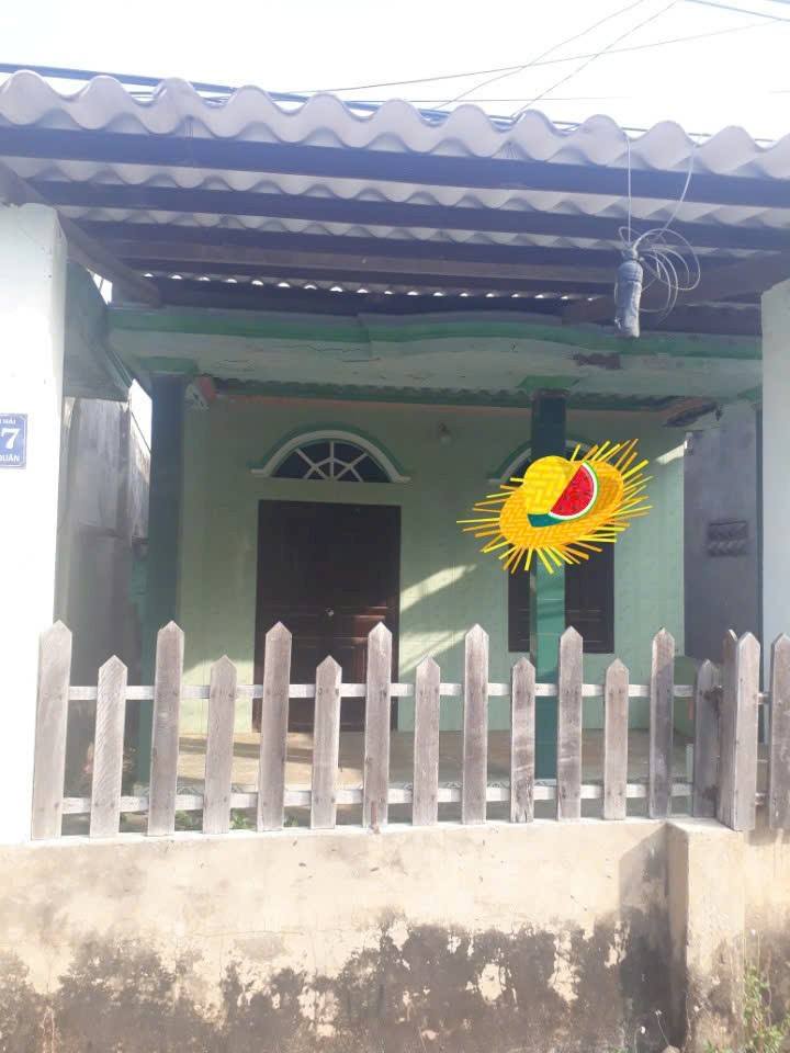 Nhà cấp 4 mặt biển Lạc Long Quân 200m² giá 5.5 tỷ - Cơ hội hiếm có!