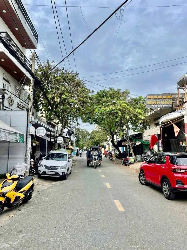 FrontHouse mặt tiền đường số 16 Tân Phú 90m² giá chỉ 7.1 tỷ - Dòng tiền ổn định!