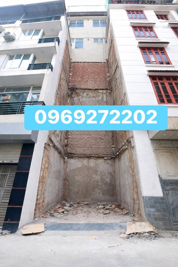 Đất kinh doanh mặt ô tô tại Xuân Đỉnh 47m² giá 13 tỷ - Sổ đỏ chính chủ