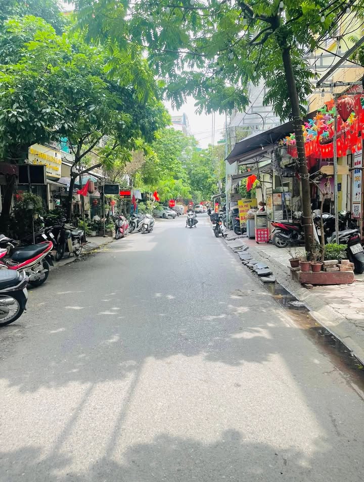 Nhà riêng Minh Khai 46m² giá 8 tỷ - Ô tô đỗ ngay trước cửa!