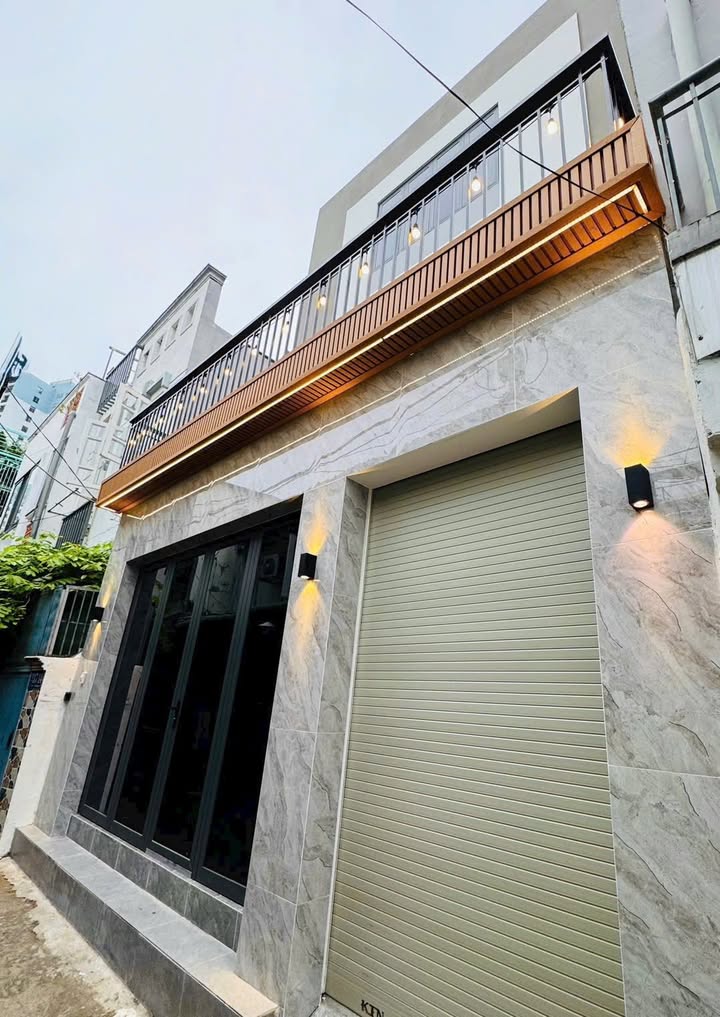 Nhà 2 tầng hẻm Trần Xuân Soạn, Quận 7, 42m² chỉ 6.25 tỷ - Sổ hồng riêng hỗ trợ vay ngân hàng!