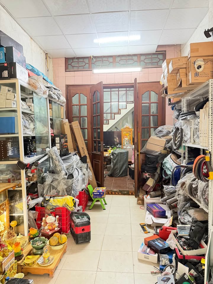 Nhà 2 tầng mặt tiền đường Nguyễn Trãi, 90.1m² - Cơ hội đầu tư tuyệt vời!