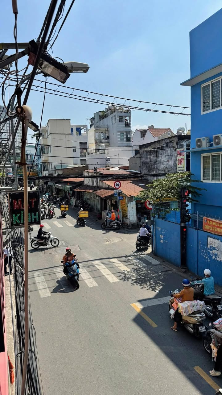 FrontHouse 40m² tại Phạm Phú Thứ giá 6 tỷ - Kinh doanh sầm uất ngay chợ vải!