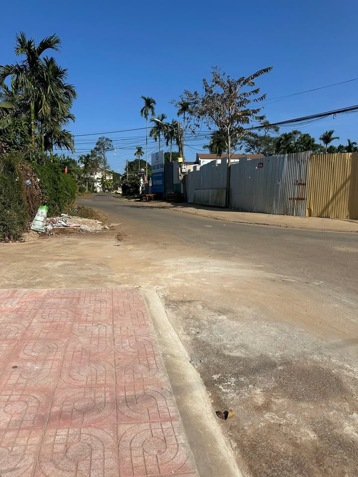 Nhà mặt tiền Bùi Thị Xuân, Thị trấn Phước An, 240m² giá 4.99 tỷ - Cơ hội đầu tư hấp dẫn!