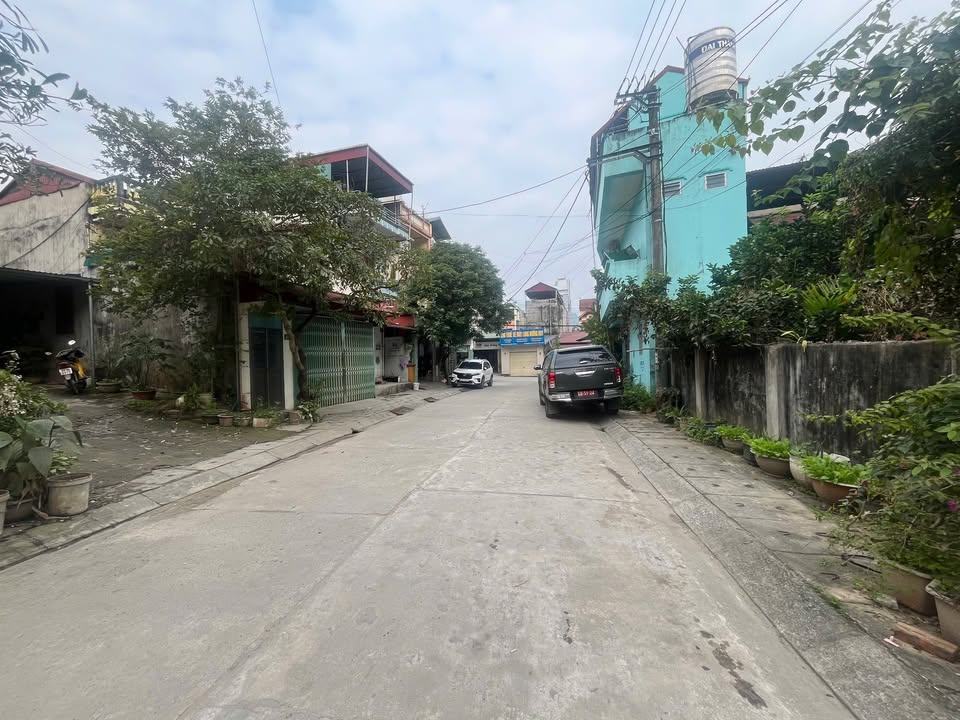 Nhà cấp 4 bán gấp tại ngõ Lý Tự Trọng, 106m² giá 3.6 tỷ - Cơ hội đầu tư tuyệt vời!