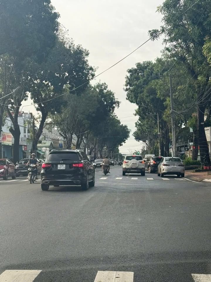 Nhà mặt tiền Lê Duẩn, Thị Xã Đồng Xoài, 600m² - Kinh doanh sầm uất!