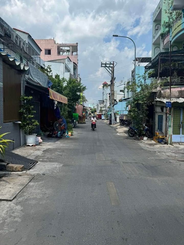 Nhà mặt tiền kinh doanh Minh Phụng Quận 6 103m² giá 6.9 tỷ - Đầu tư sinh lời ngay!