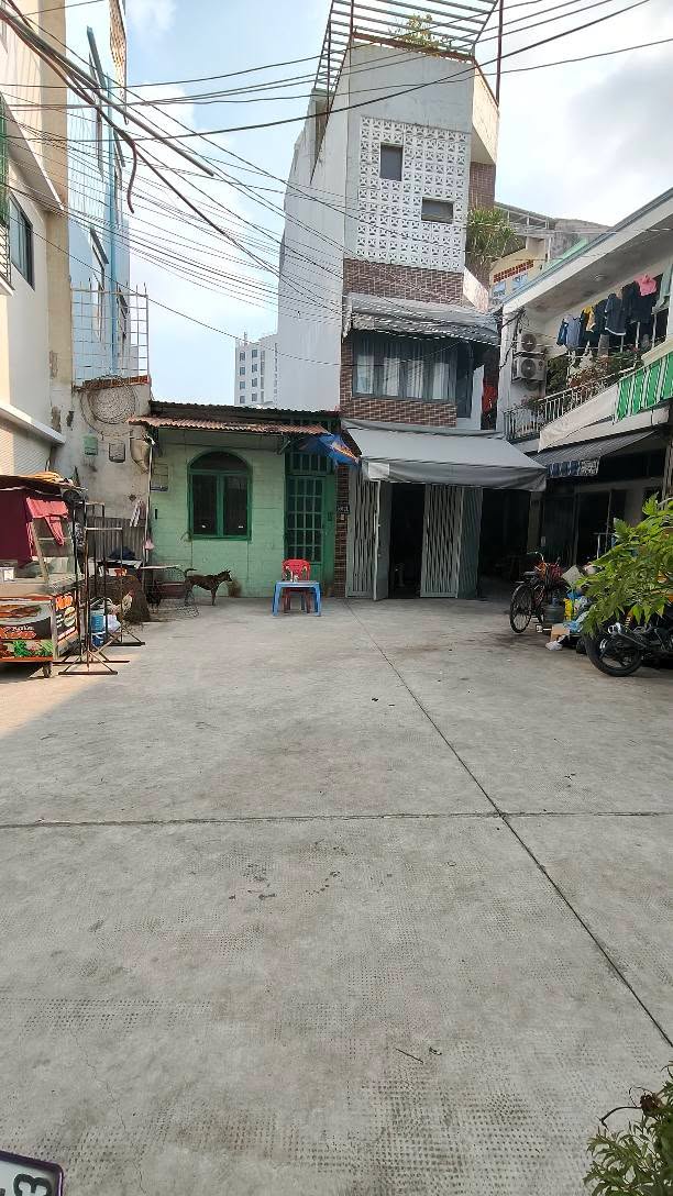 Nhà riêng Quận Tân Bình 84m² giá 6.7 tỷ - Đường thông thoáng, sổ hồng chính chủ