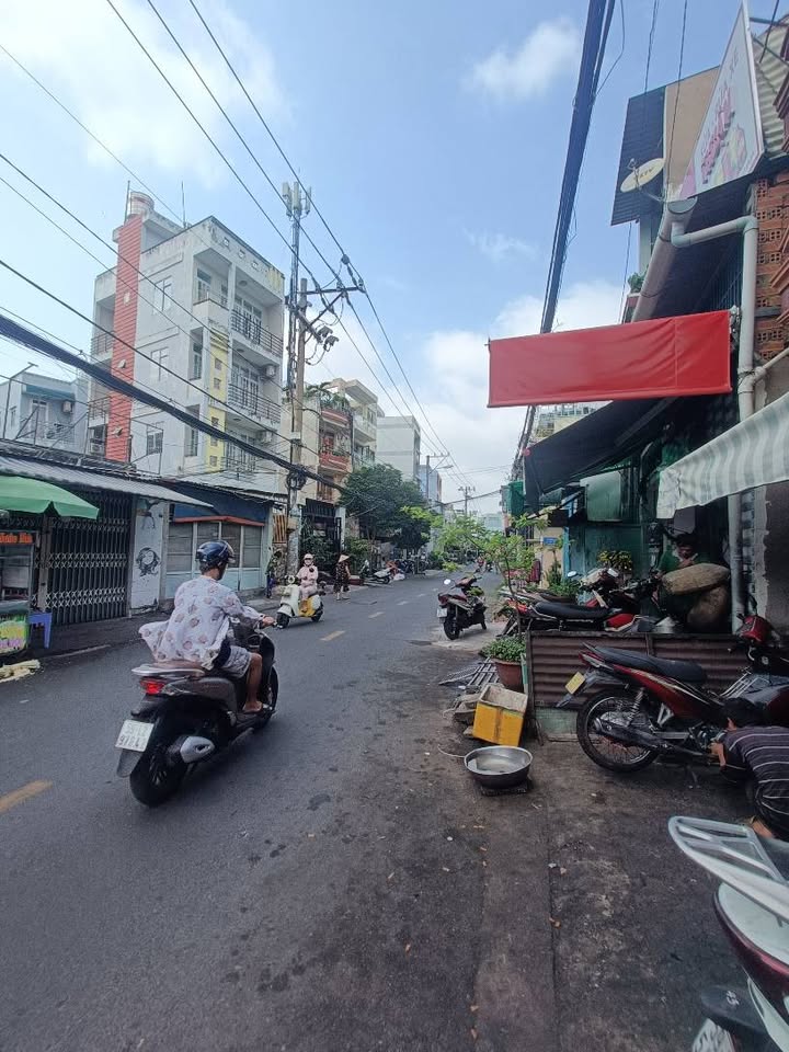 Nhà mặt tiền chợ Ba Đình, P10, Q8 - 36m² giá 5.59 tỷ - Cơ hội đầu tư hấp dẫn!