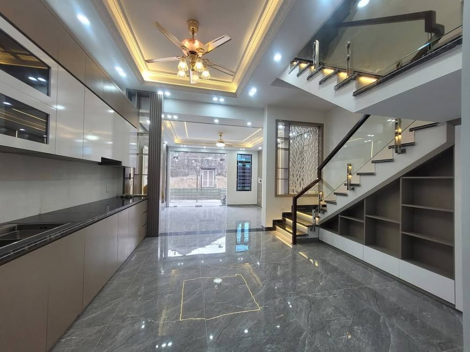 Nhà 4 tầng tại An Hải, An Dương, Hải Phòng - Giao thông thuận tiện, sẵn sàng ở ngay!