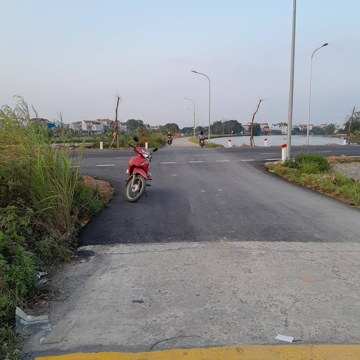 Đất nền dự án Trống Đồng Phượng Dực 175m² giá 6.74 tỷ - Sổ đỏ chính chủ!