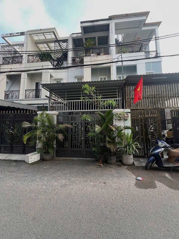 Nhà phố Thạnh Xuân cũ, Quận 12, 60m² giá 5.48 tỷ - Pháp lý rõ ràng, thương lượng nhẹ!