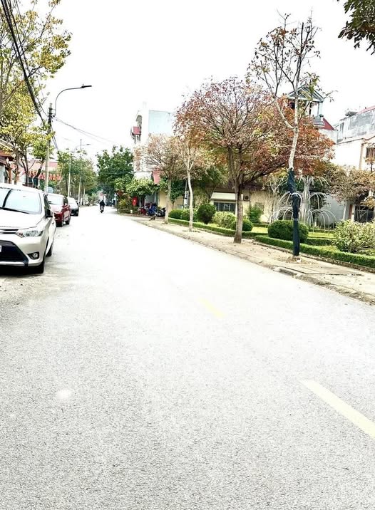 FrontHouse Phai Luông 67m² giá 3 tỷ - Lô góc 2 mặt tiền đối diện công viên!